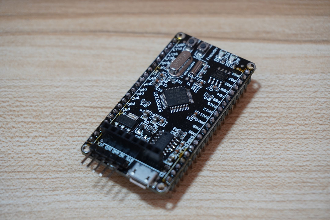 STM32F103C8T6开发板